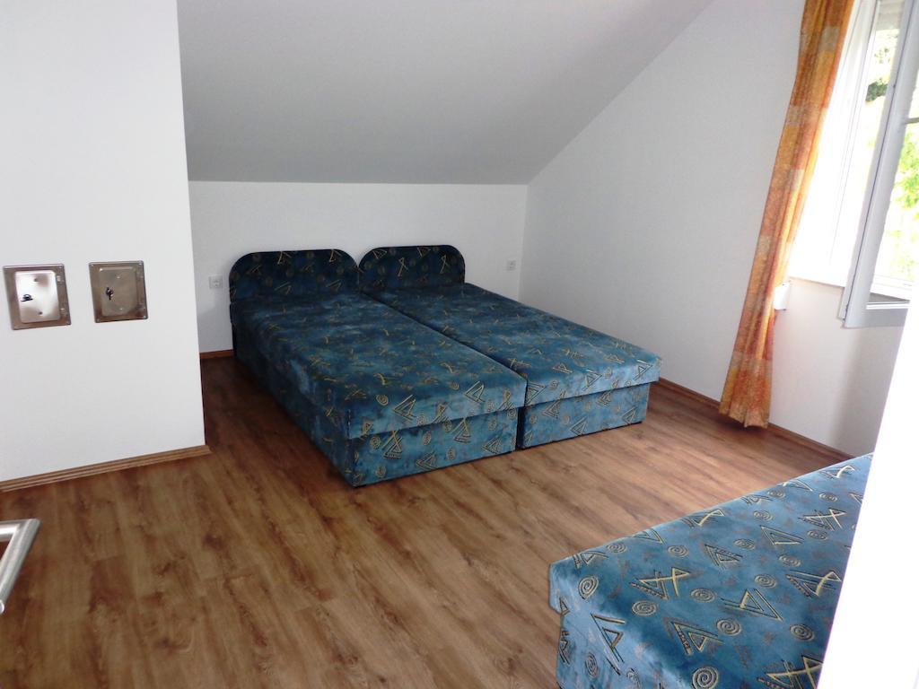 Traumblick Appartement am Balaton Fonyód Zimmer foto